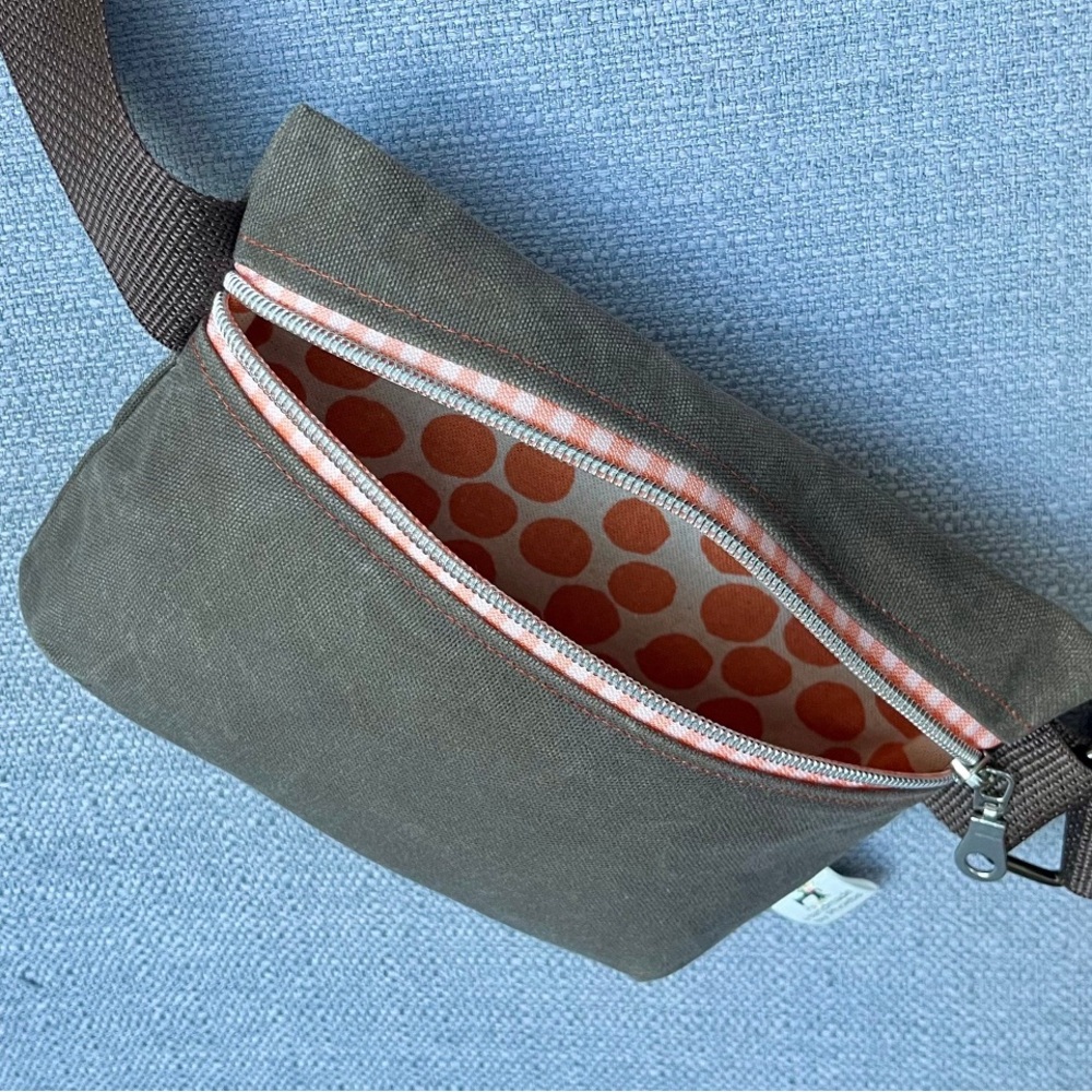 waxed canvas beltbag fanny pack vintage boho